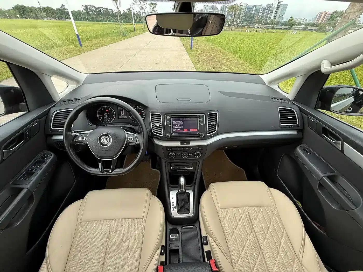 2016 Sharan 280TSI Enjoyment Edition 7-Seater — миниатюра 19
