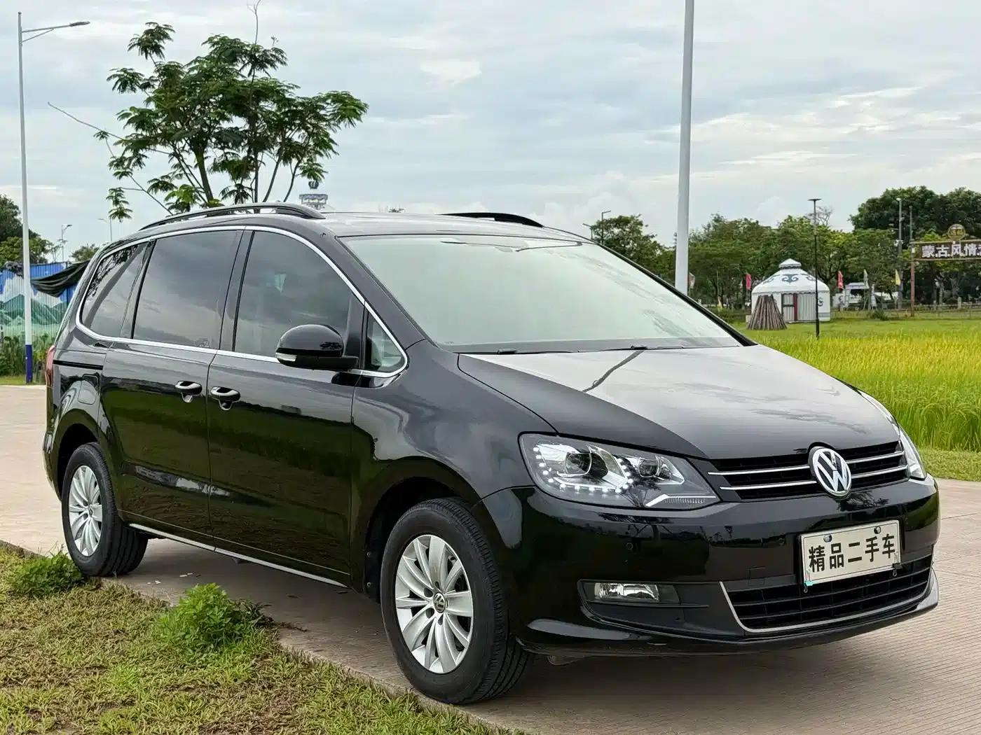 2016 Sharan 280TSI Enjoyment Edition 7-Seater — миниатюра 3