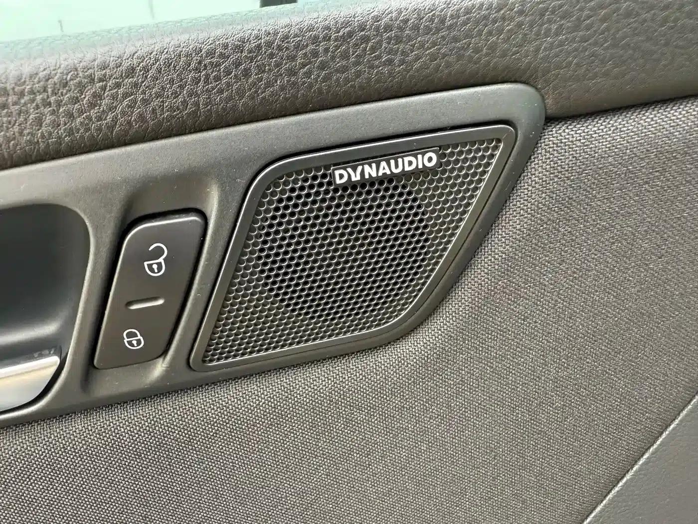 2016 Sharan 280TSI Enjoyment Edition 7-Seater — миниатюра 22