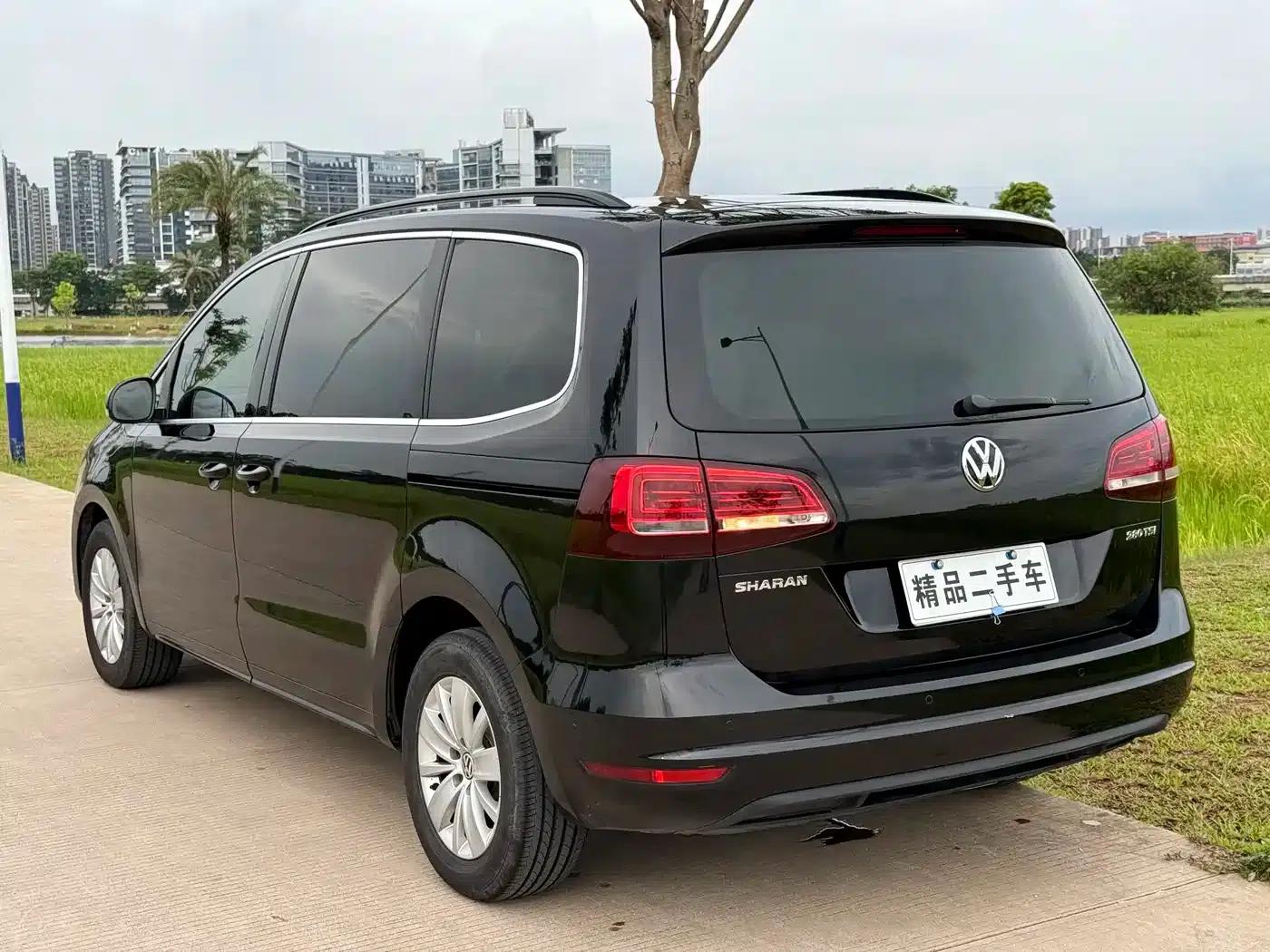 2016 Sharan 280TSI Enjoyment Edition 7-Seater — миниатюра 6