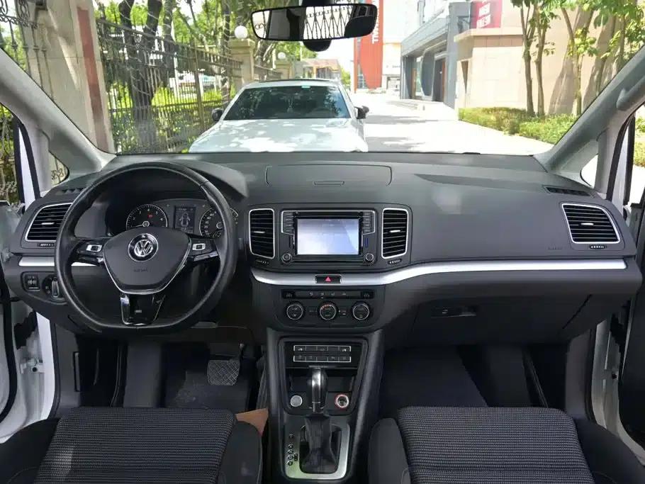 2018 Sharan Facelift 380TSI Comfort 7-Seater — миниатюра 17