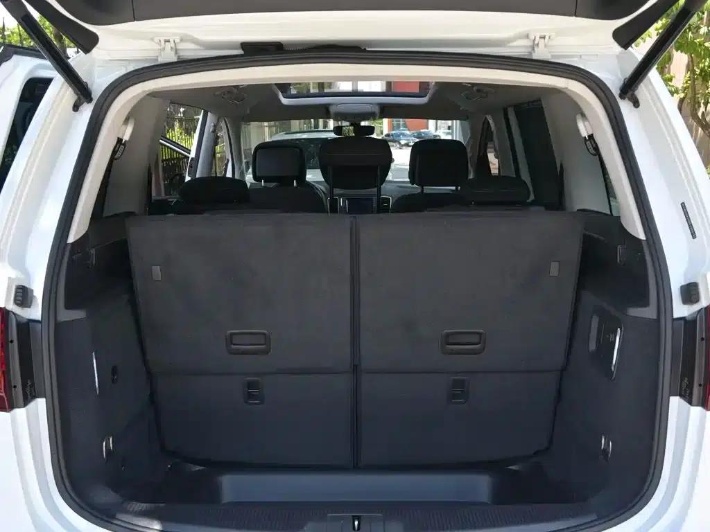 2018 Sharan Facelift 380TSI Comfort 7-Seater — миниатюра 4