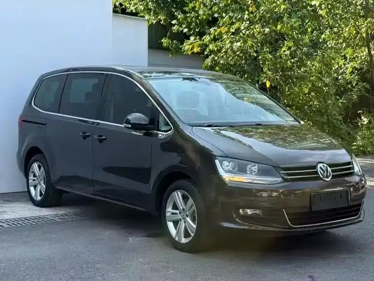 2018 Sharan Facelift 380TSI Comfort 6-Seater — миниатюра 4