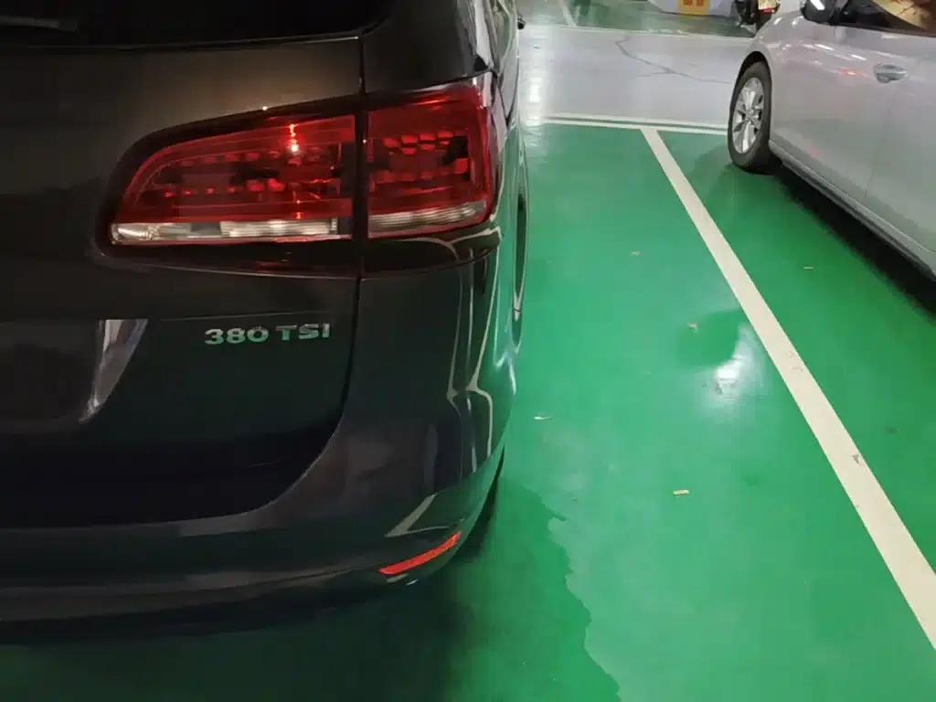 2018 Sharan Facelift 380TSI Comfort 6-Seater — миниатюра 8