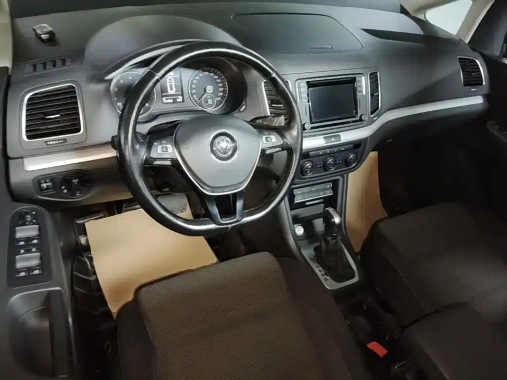 2018 Sharan Facelift 380TSI Comfort 6-Seater — миниатюра 10