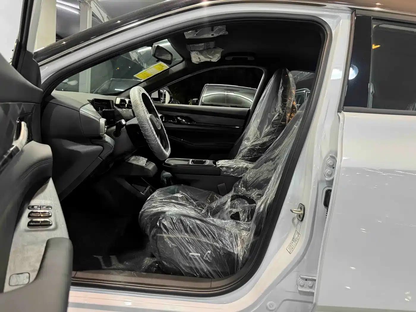 Dongfeng Fengshen L7 2026 model 530km AIR — миниатюра 9