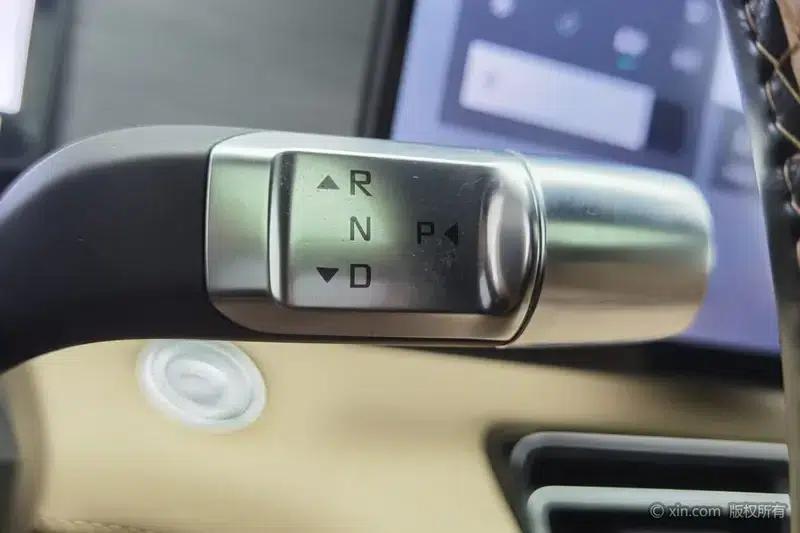 Jetour Mountain & Sea L7 PLUS 2026 Model, 121km/h, 5-seater Comfort Edition — миниатюра 15
