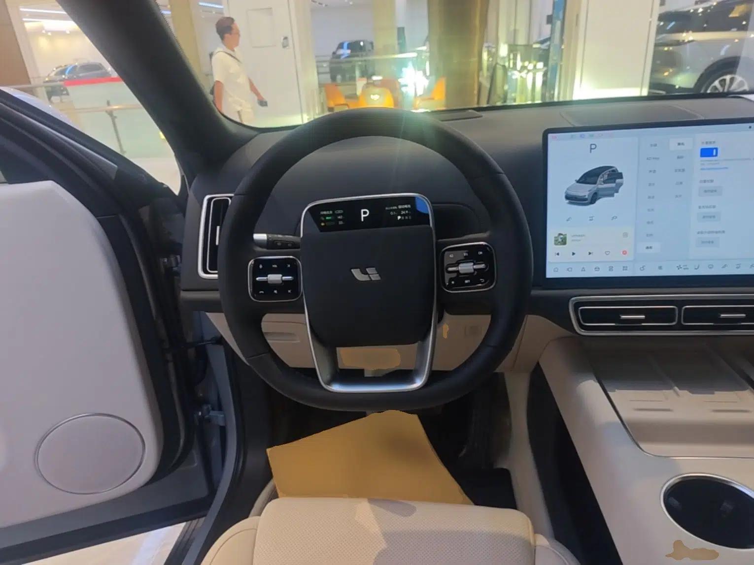 Li Auto L9 2025 Ultra Smart Refreshed Edition — миниатюра 13