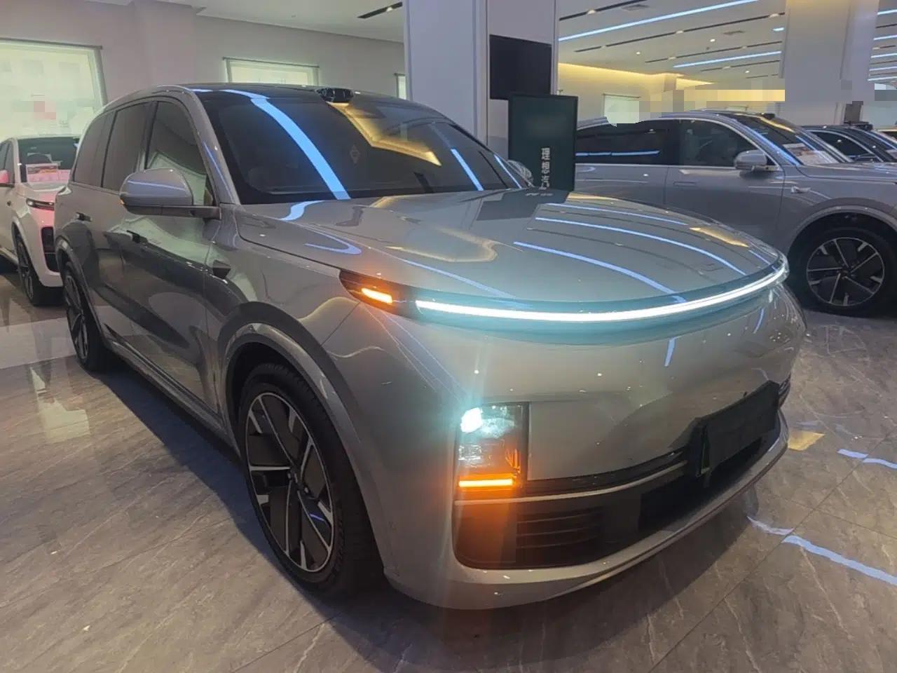 Li Auto L9 2025 Ultra Smart Refreshed Edition — миниатюра 3