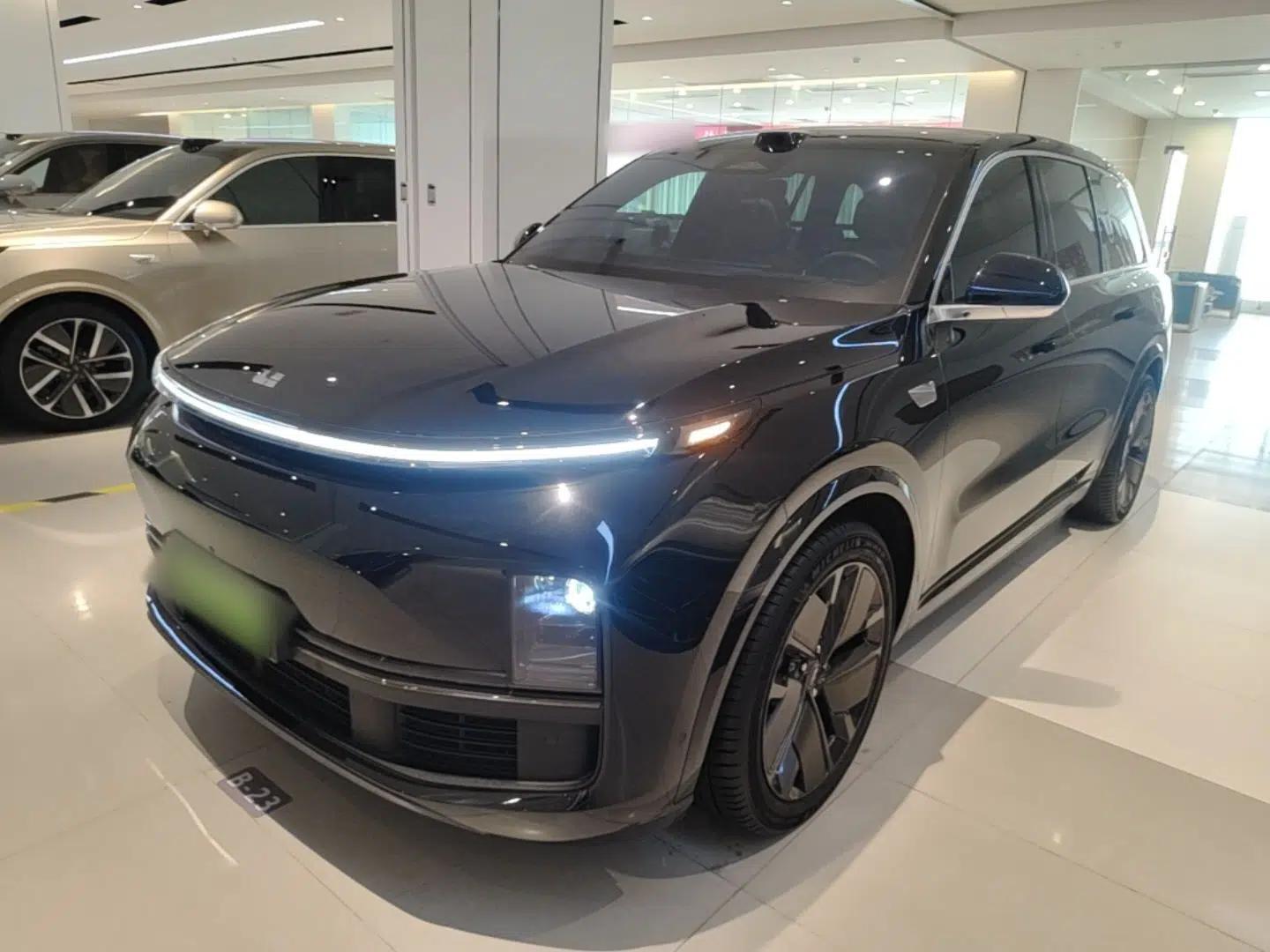Li Auto L9 2025 Pro Smart Refreshed Edition — миниатюра 1