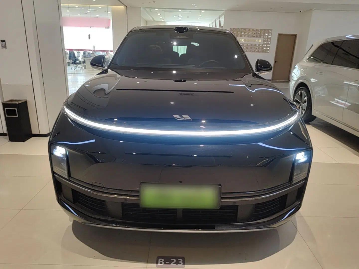 Li Auto L9 2025 Pro Smart Refreshed Edition — миниатюра 2