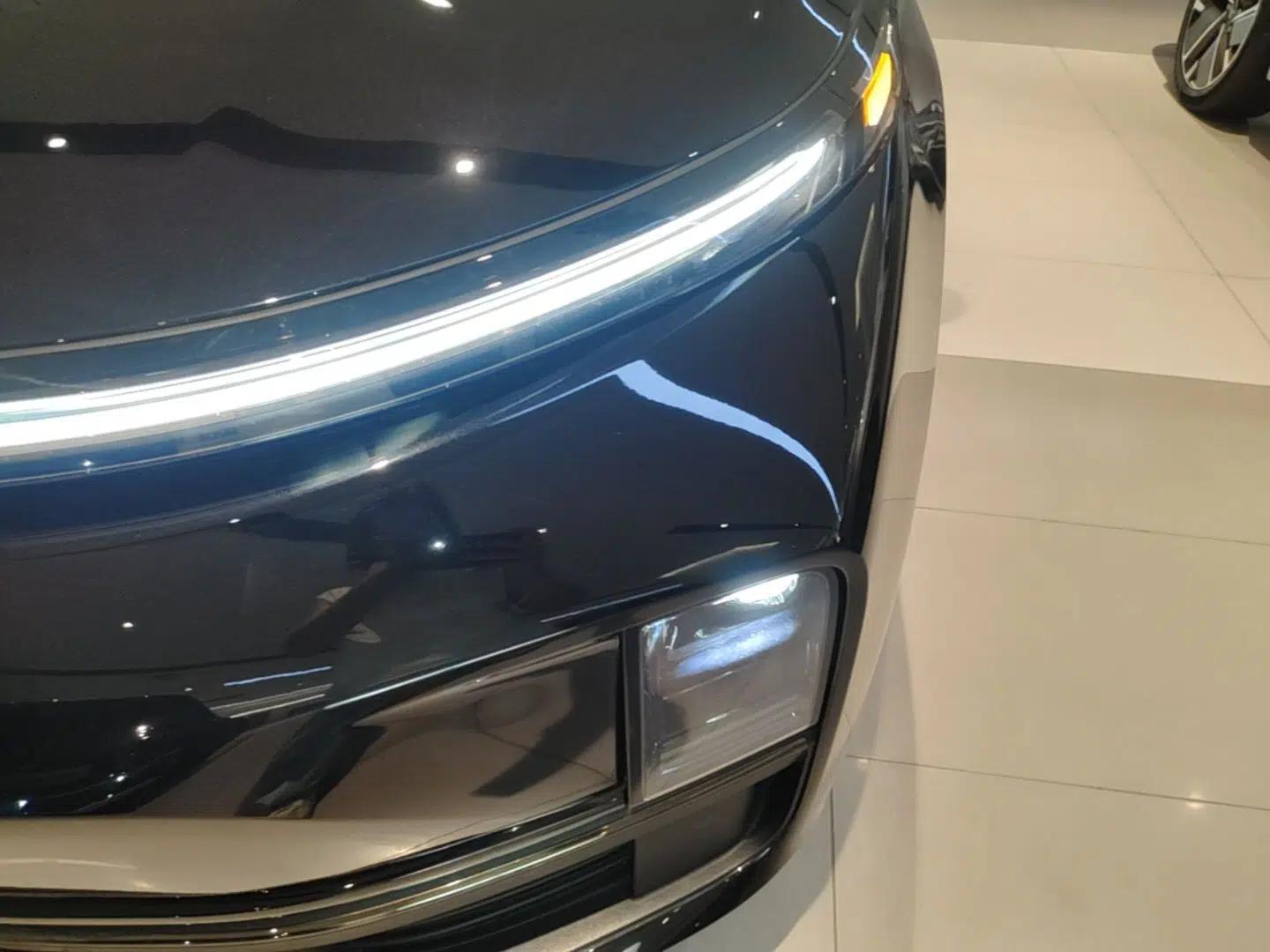 Li Auto L9 2025 Pro Smart Refreshed Edition — миниатюра 8