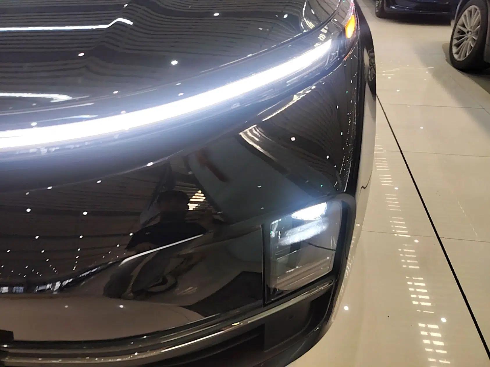 Li Auto L9 2022 Max model — миниатюра 8
