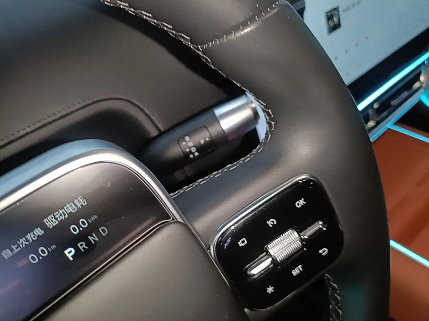 Li Auto L9 2022 Max model — миниатюра 16
