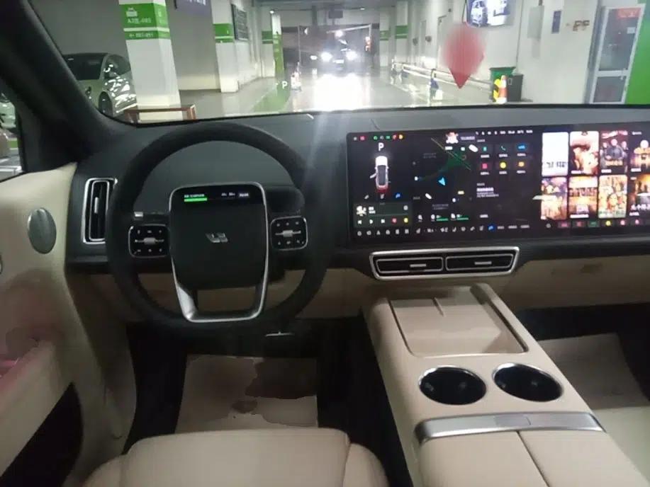 Li Auto L9 2022 Max model — миниатюра 13