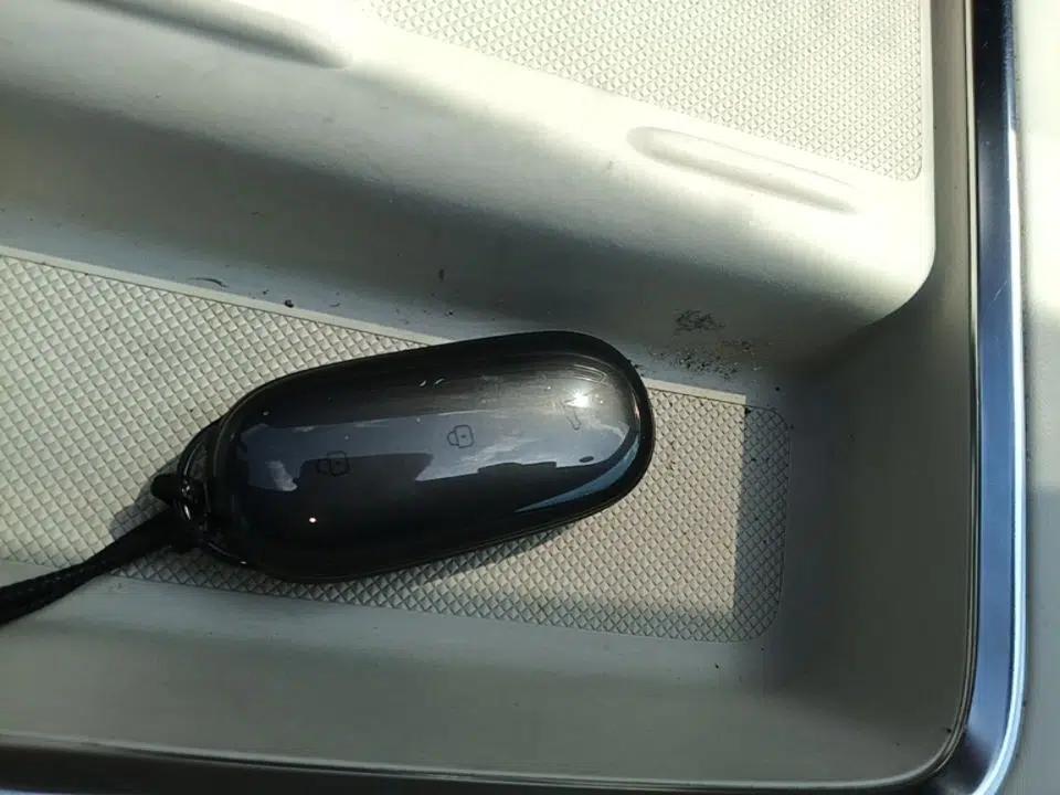 Li Auto L9 2022 Max model — миниатюра 28