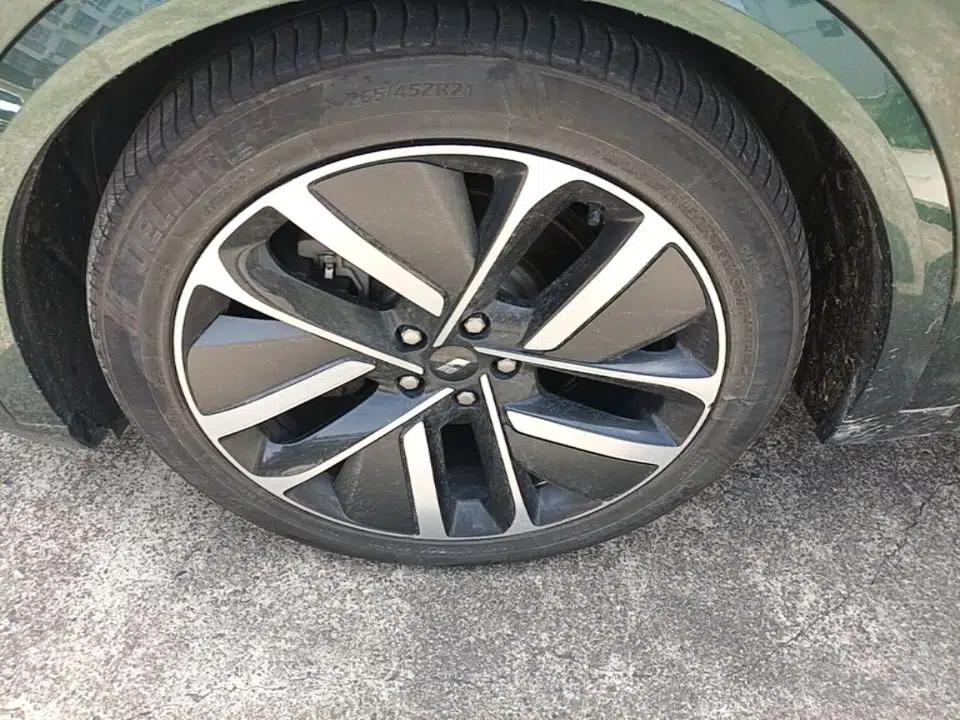 Li Auto L9 2022 Max model — миниатюра 10