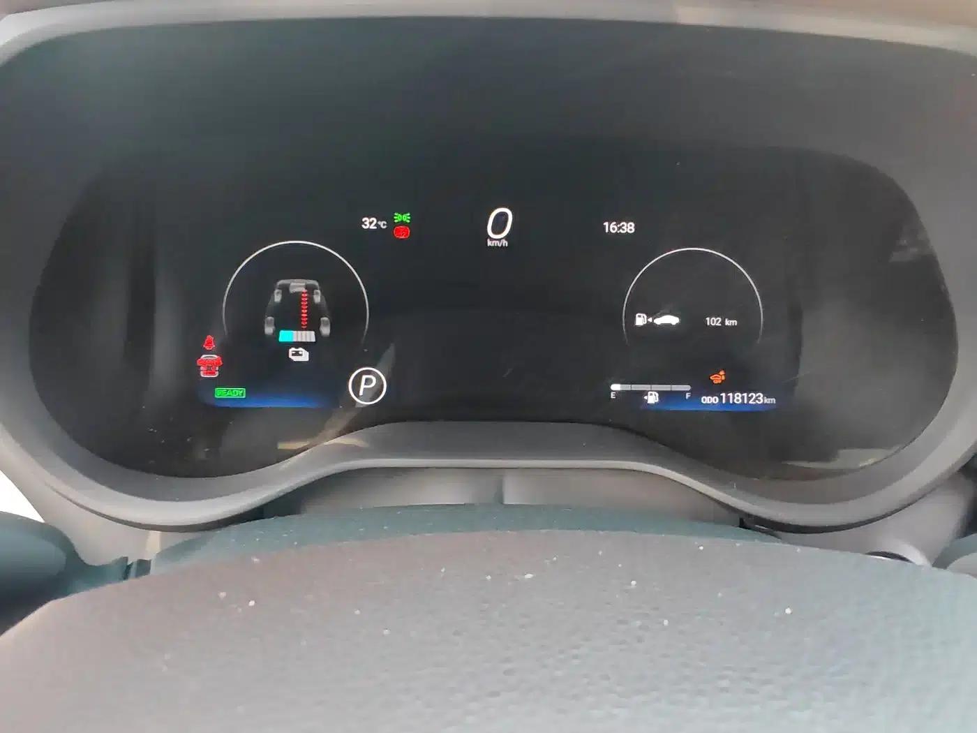 2021 Sienna 2.5L Hybrid Platinum Edition — миниатюра 7