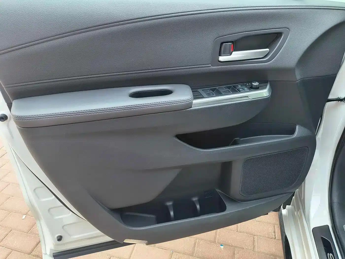 2021 Sienna 2.5L Hybrid Premium Edition — миниатюра 8