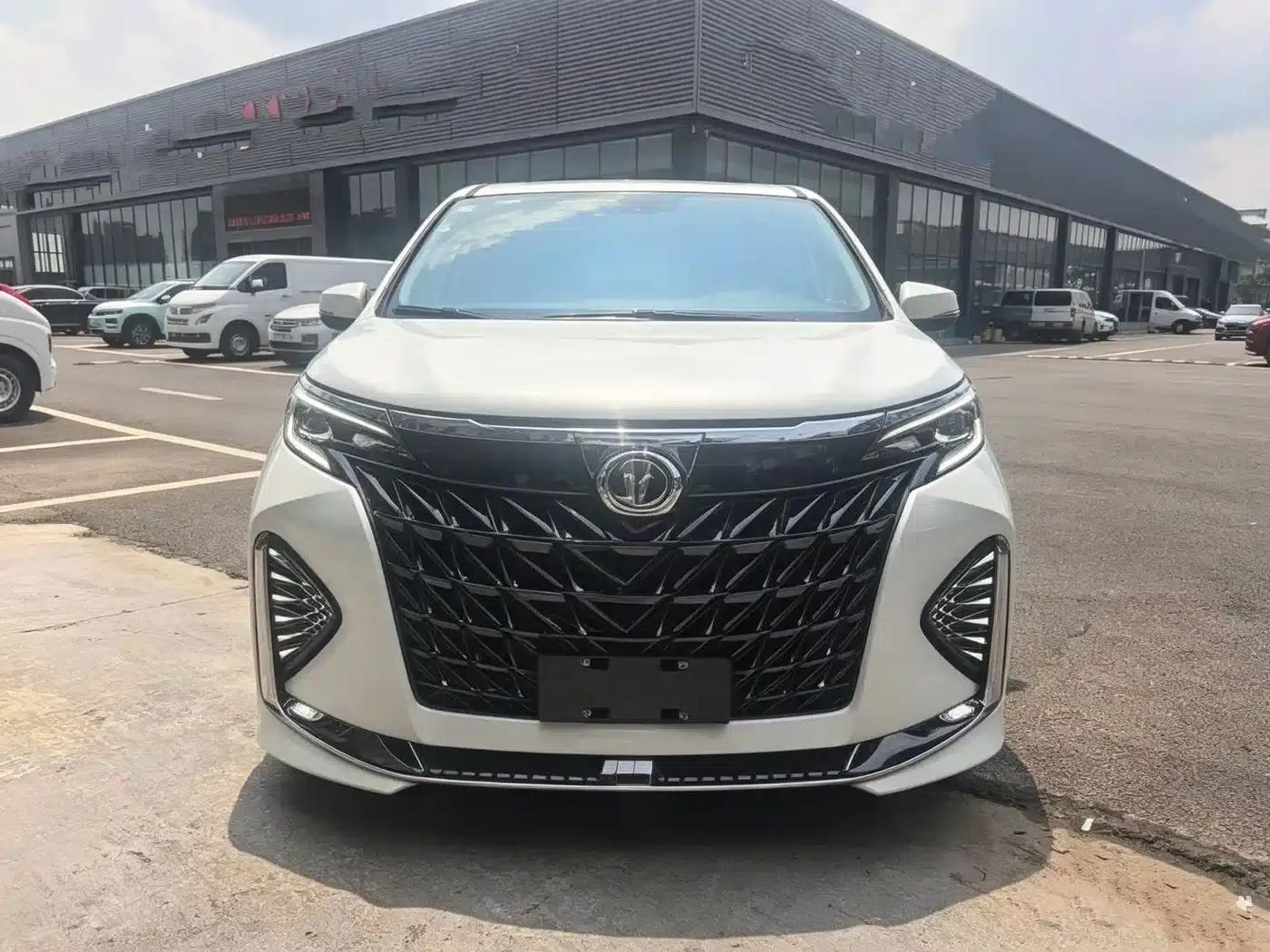 2024 Sienna 2.5L Hybrid Comfort Edition — миниатюра 2