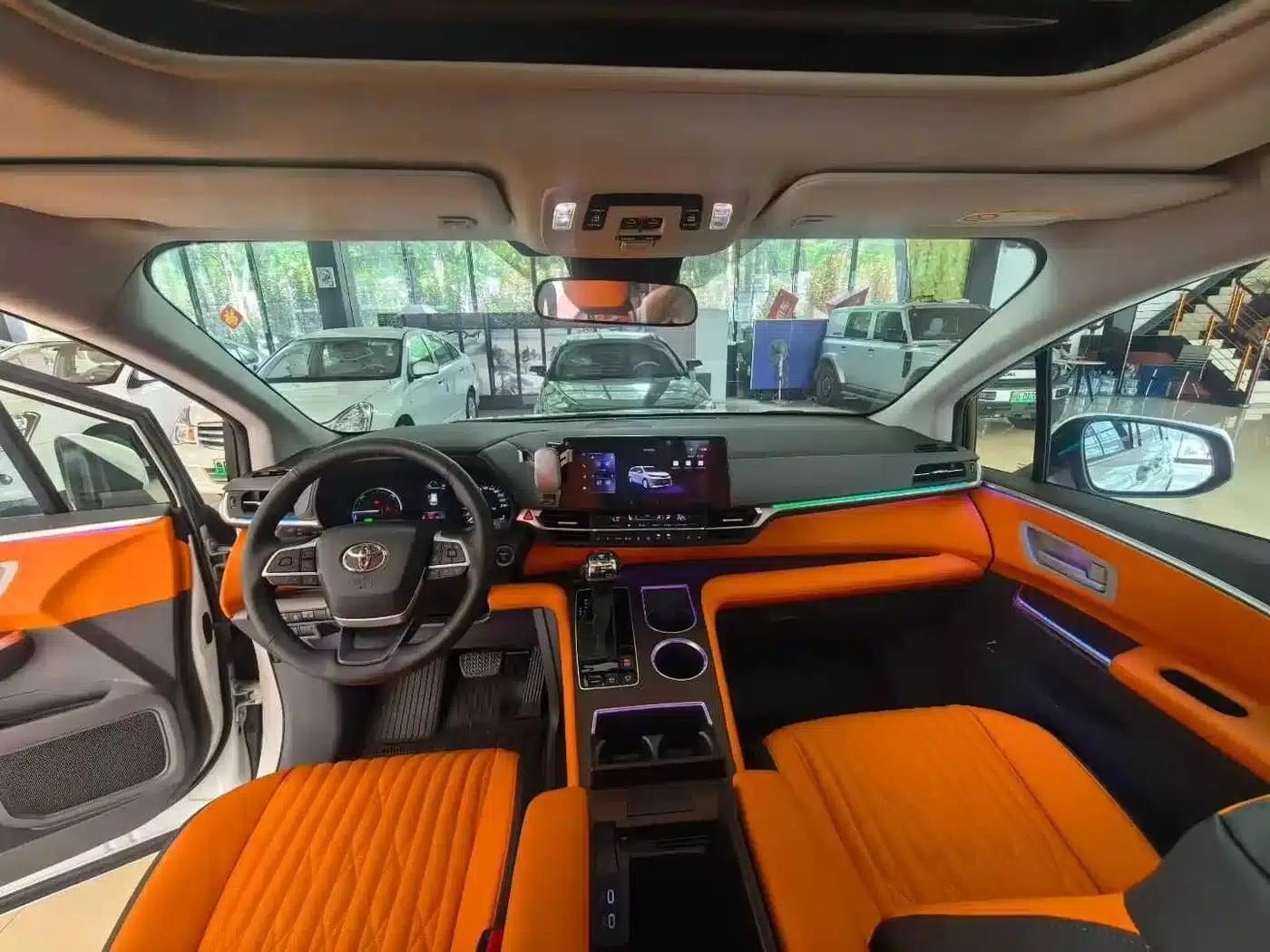 2024 Sienna 2.5L Hybrid Comfort Edition — миниатюра 10