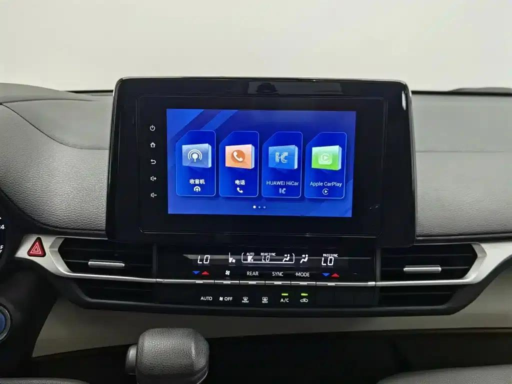 2023 Sienna 2.5L Hybrid Comfort Edition — миниатюра 12