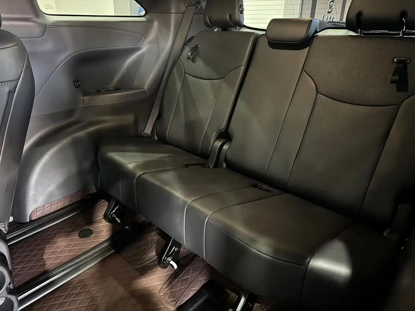 2024 Sienna 2.5L Hybrid AWD Premium Edition — миниатюра 14