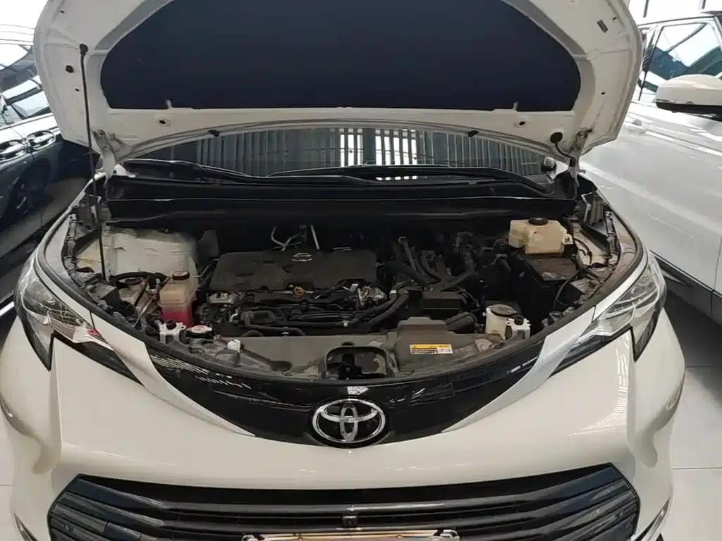 2024 Sienna 2.5L Hybrid Premium Edition — миниатюра 20
