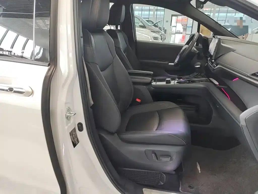 2024 Sienna 2.5L Hybrid Premium Edition — миниатюра 25