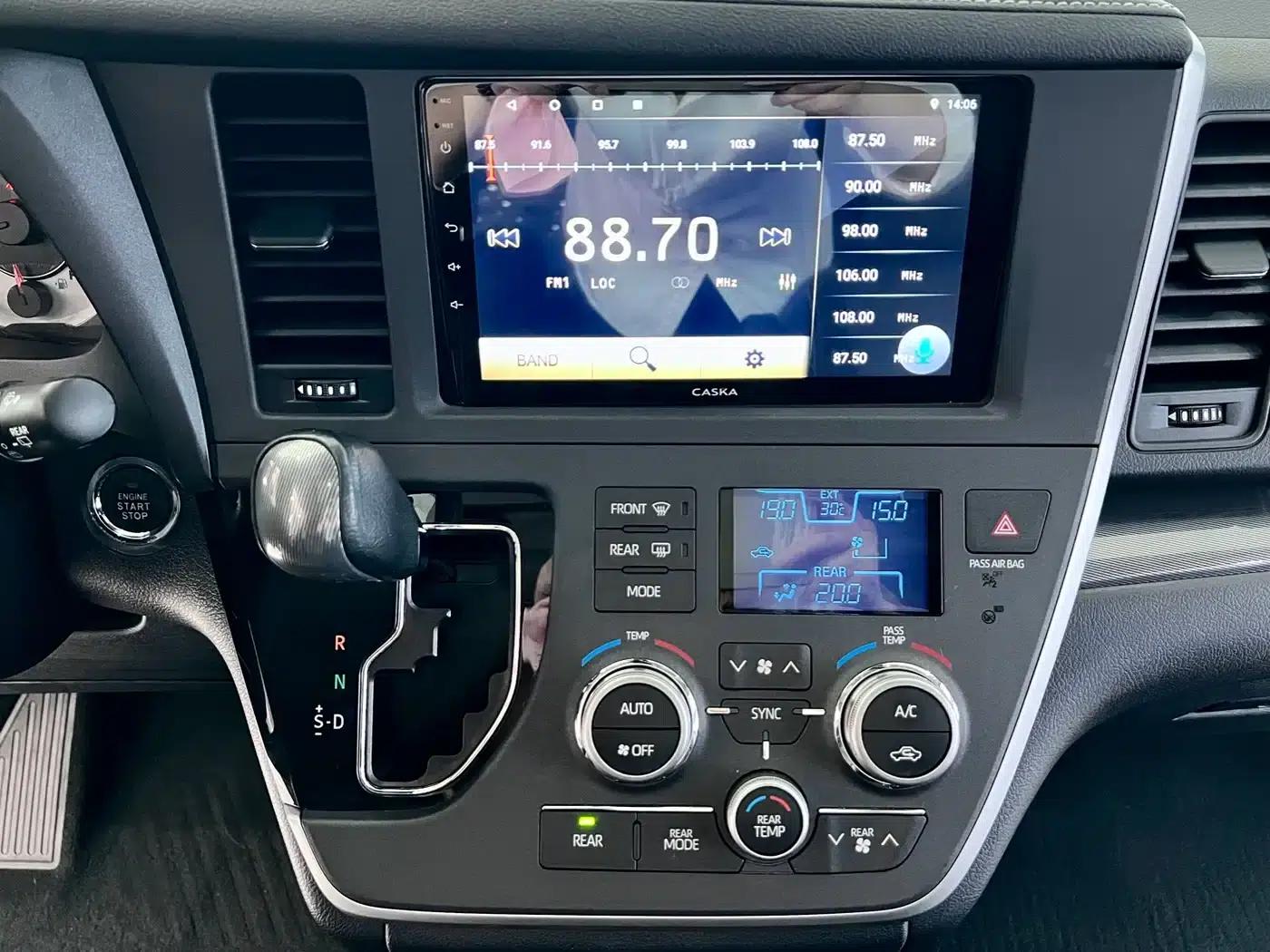 2019 SIENNA 3.5L Canadian Spec — миниатюра 16