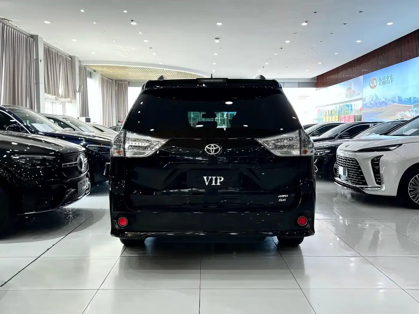 2019 SIENNA 3.5L Canadian Spec — миниатюра 5