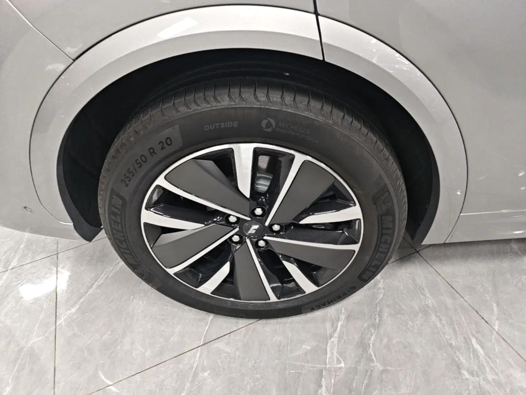 Li Auto L7 2025 Max Smart Refresh Edition — миниатюра 11