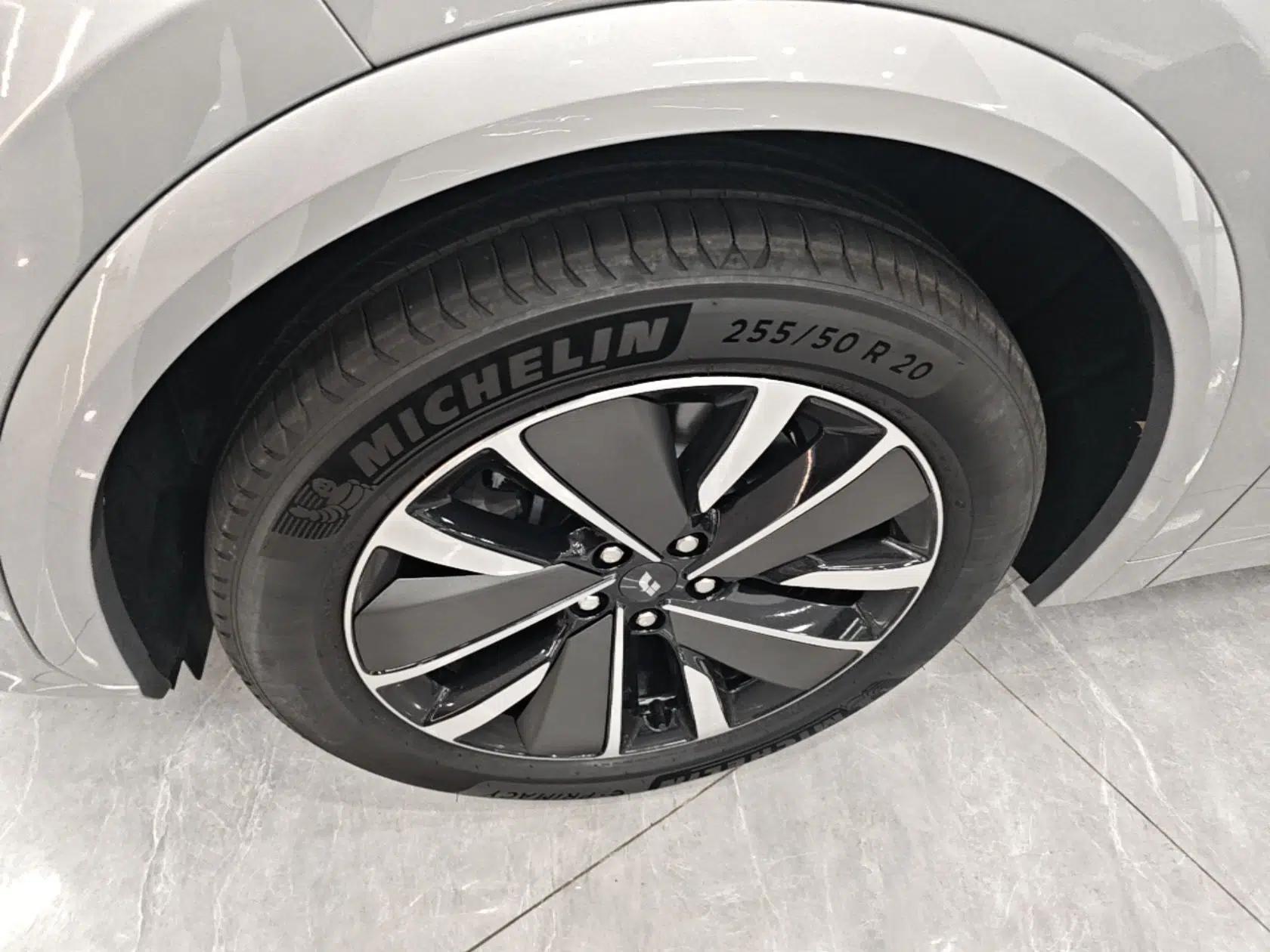 Li Auto L7 2025 Max Smart Refresh Edition — миниатюра 10