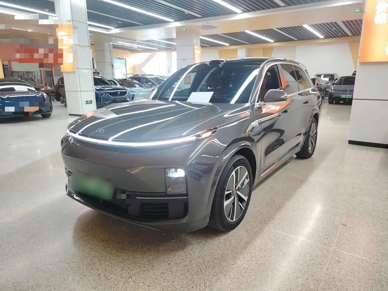 Li Auto L8 2024 Max — миниатюра 1