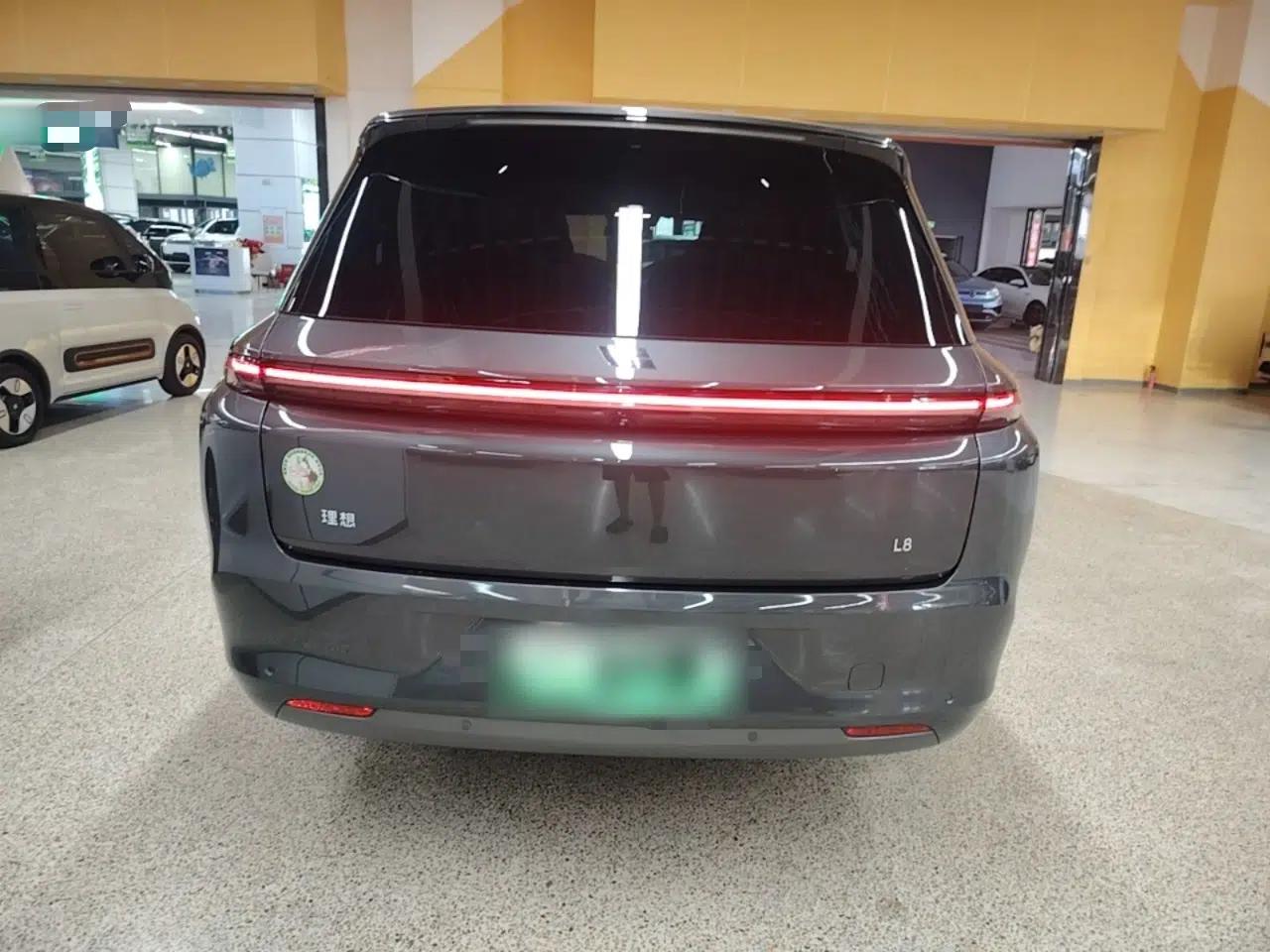 Li Auto L8 2024 Max — миниатюра 5