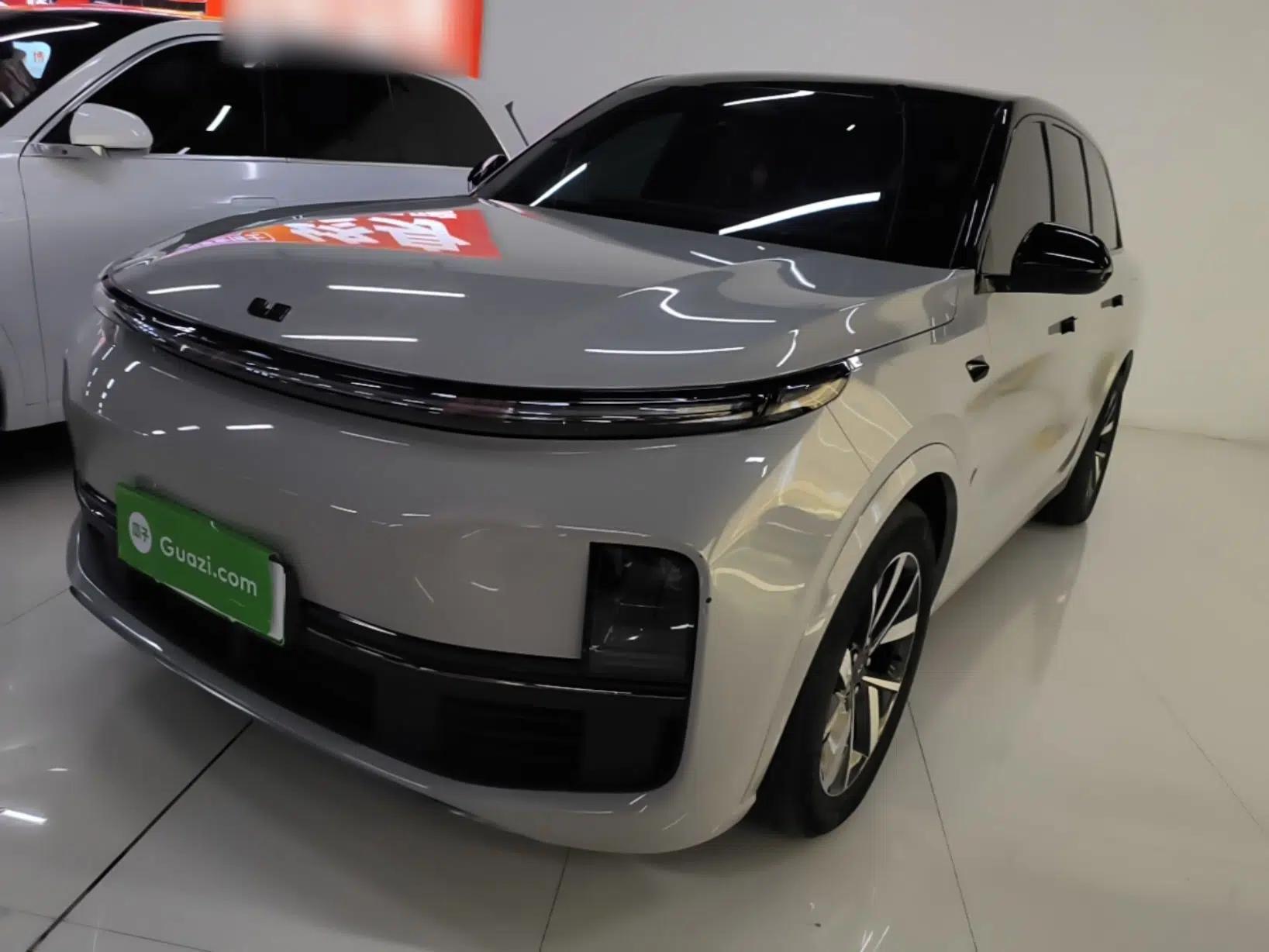 Li Auto L8 2023 Pro Model — миниатюра 1