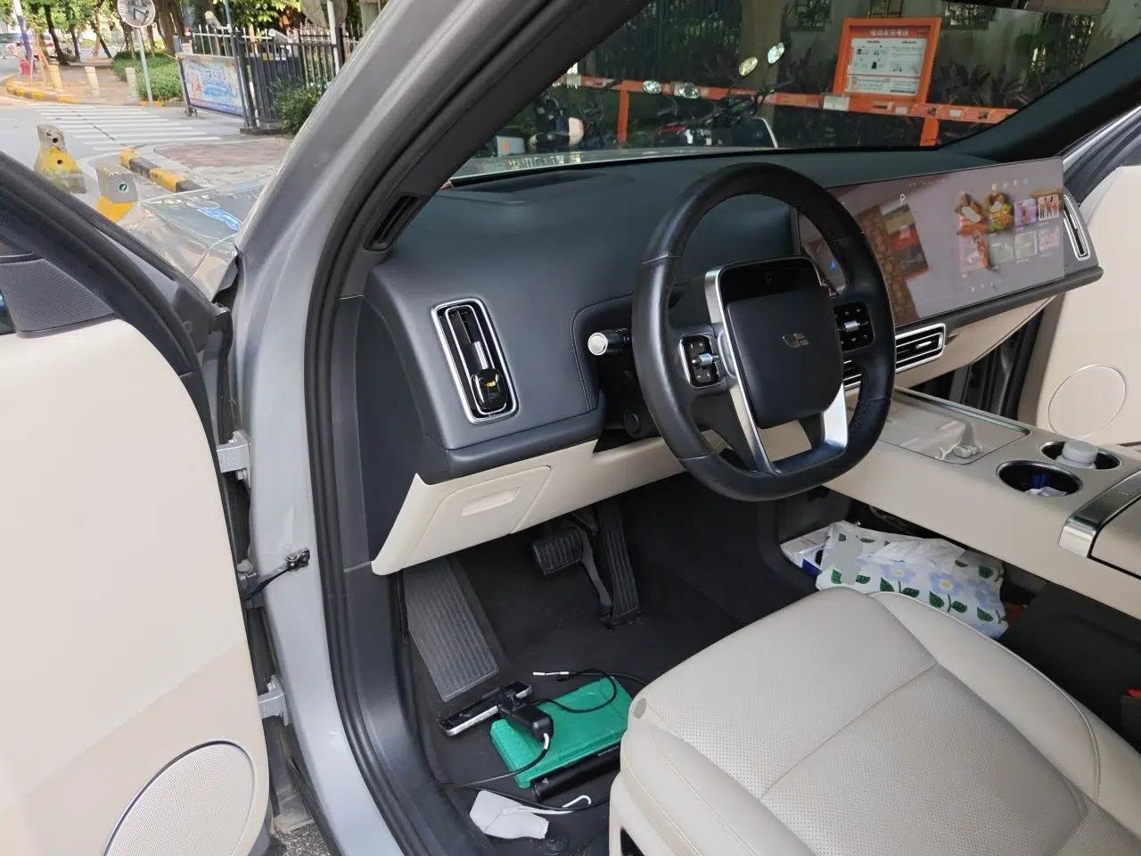 Li Auto L8 2023 Max model — миниатюра 16