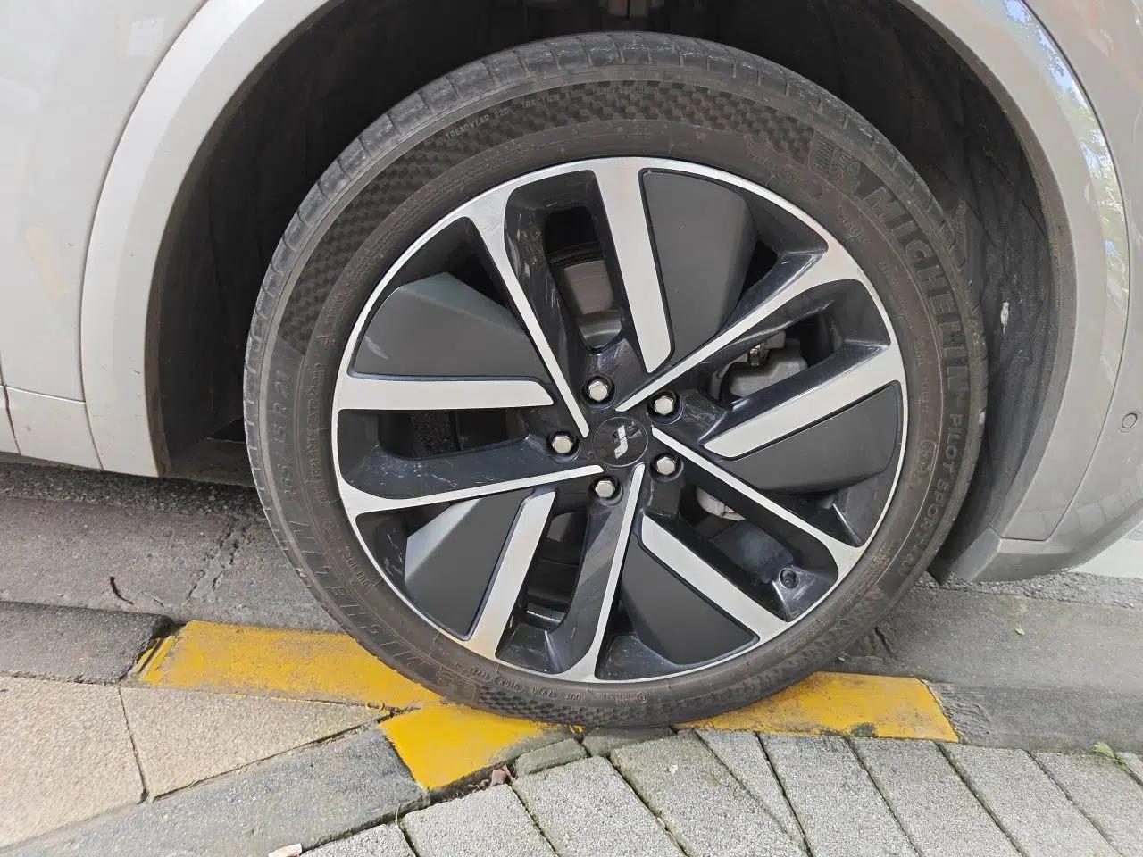 Li Auto L8 2023 Max model — миниатюра 8