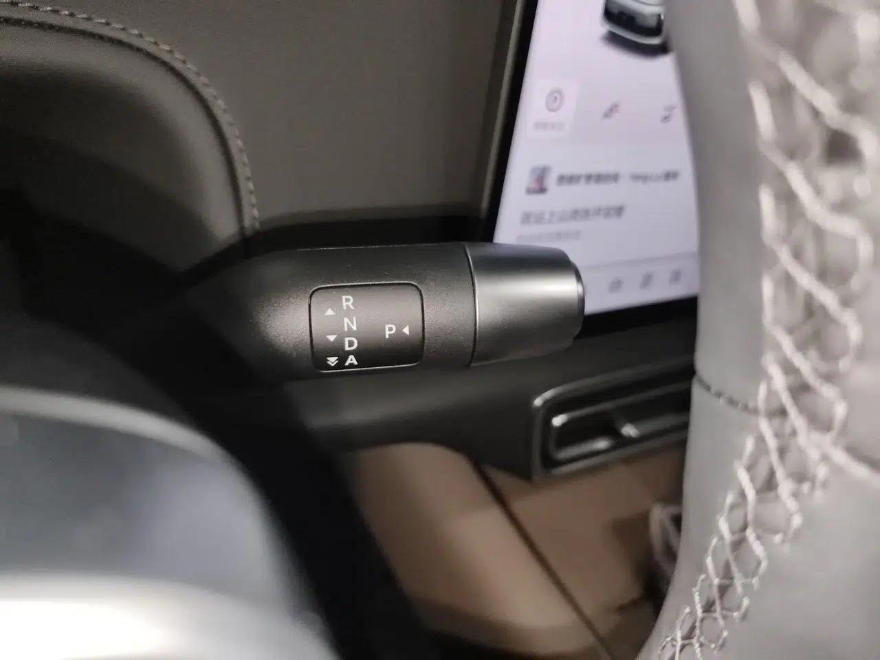 Li Auto L6 2025 Pro Smart Refresh Edition — миниатюра 14