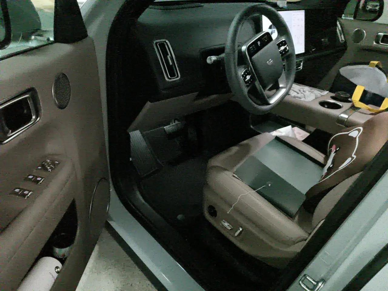 Li Auto L6 2025 Pro Smart Refresh Edition — миниатюра 16