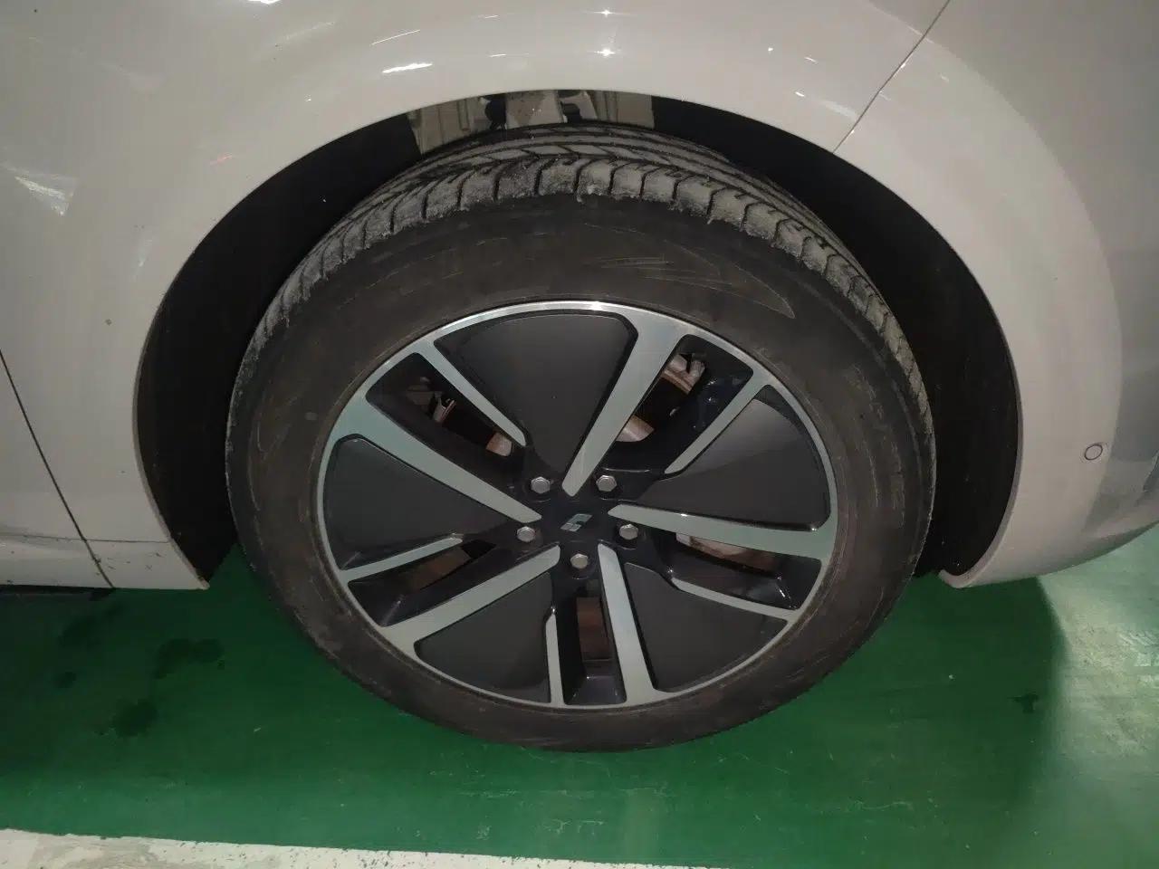 Li Auto L6 2024 Max — миниатюра 8