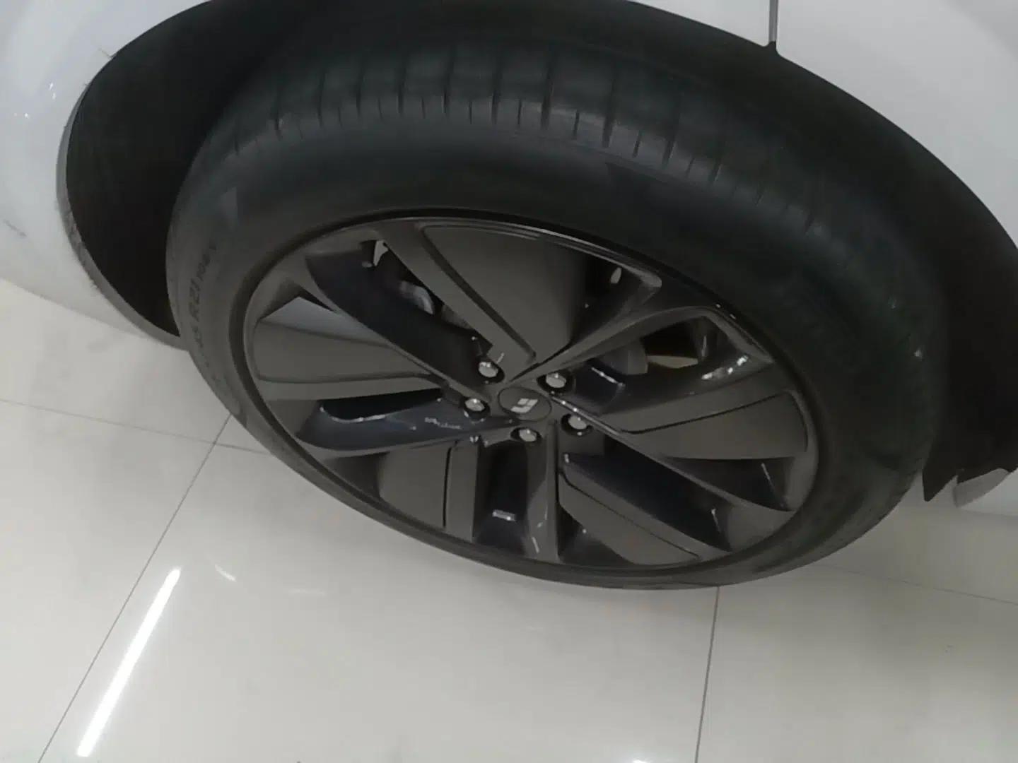 Li Auto L6 2024 Pro Model — миниатюра 11