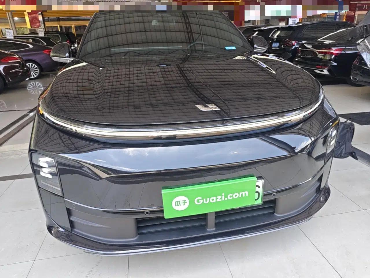 Li Auto L6 2025 Max Smart Refresh Edition — миниатюра 2