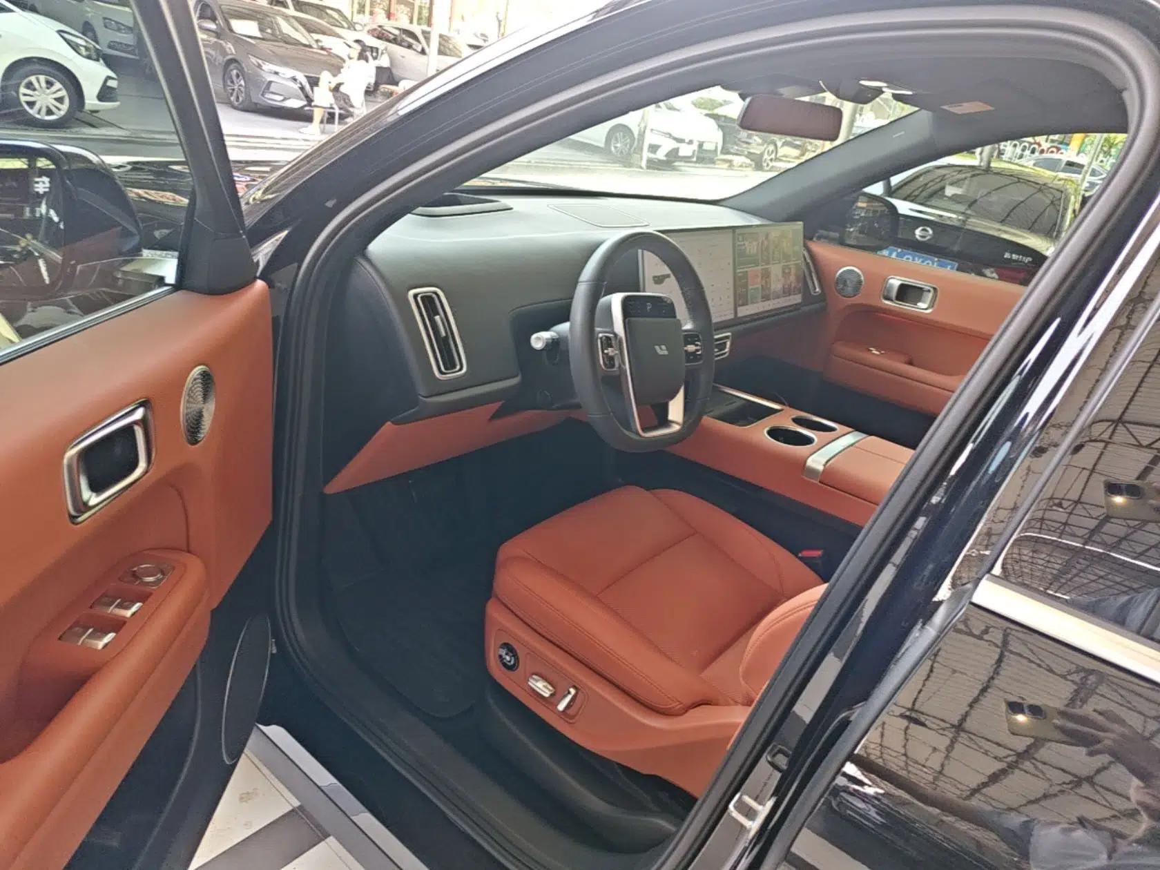 Li Auto L6 2025 Max Smart Refresh Edition — миниатюра 18