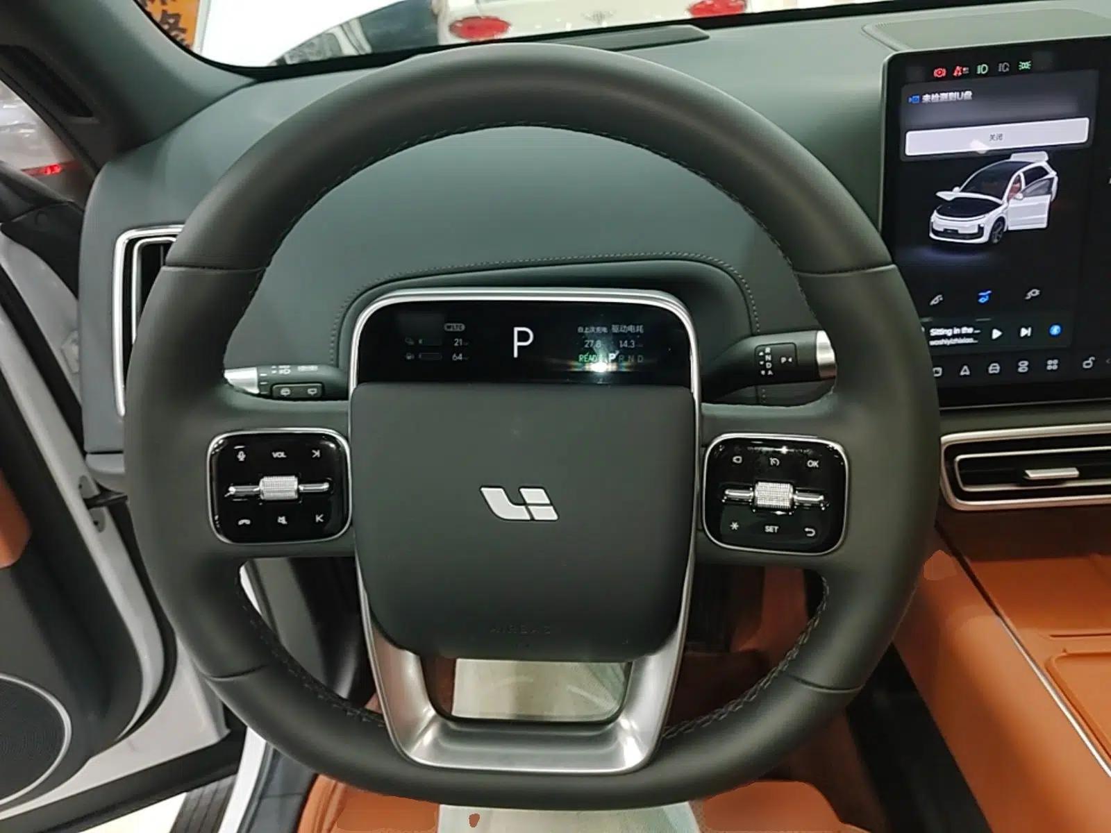 Li Auto L6 2025 Max Smart Refresh Edition — миниатюра 13