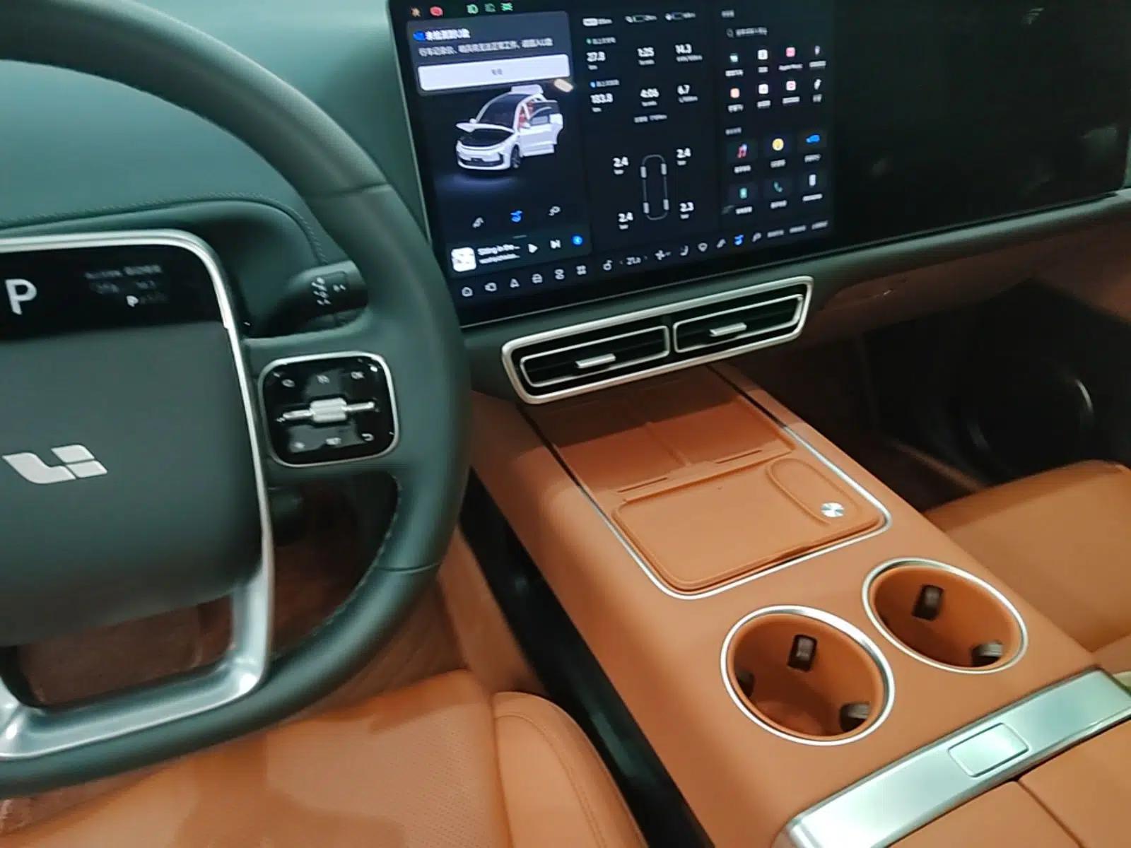 Li Auto L6 2025 Max Smart Refresh Edition — миниатюра 16