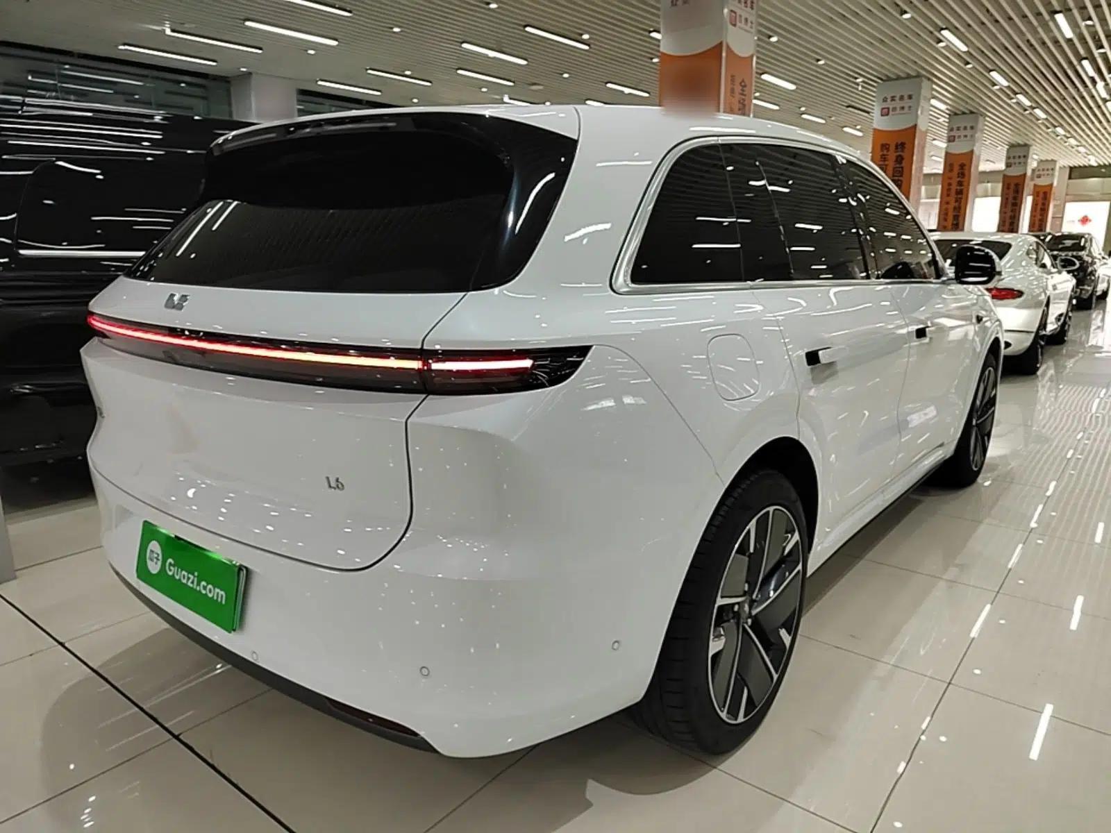 Li Auto L6 2025 Max Smart Refresh Edition — миниатюра 6