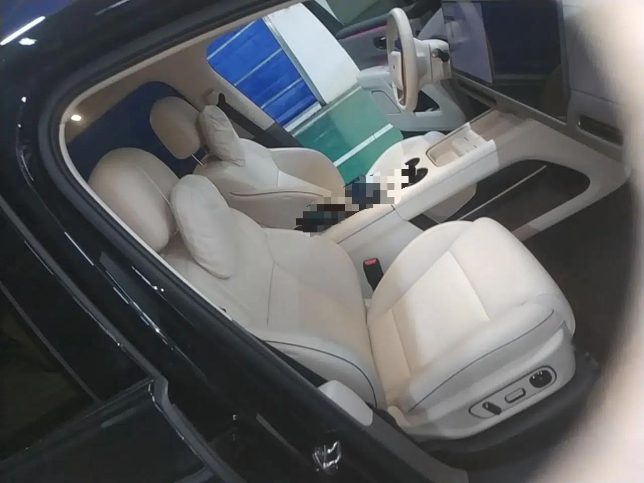 Li Auto i8 2025 Model Standard Version — миниатюра 19