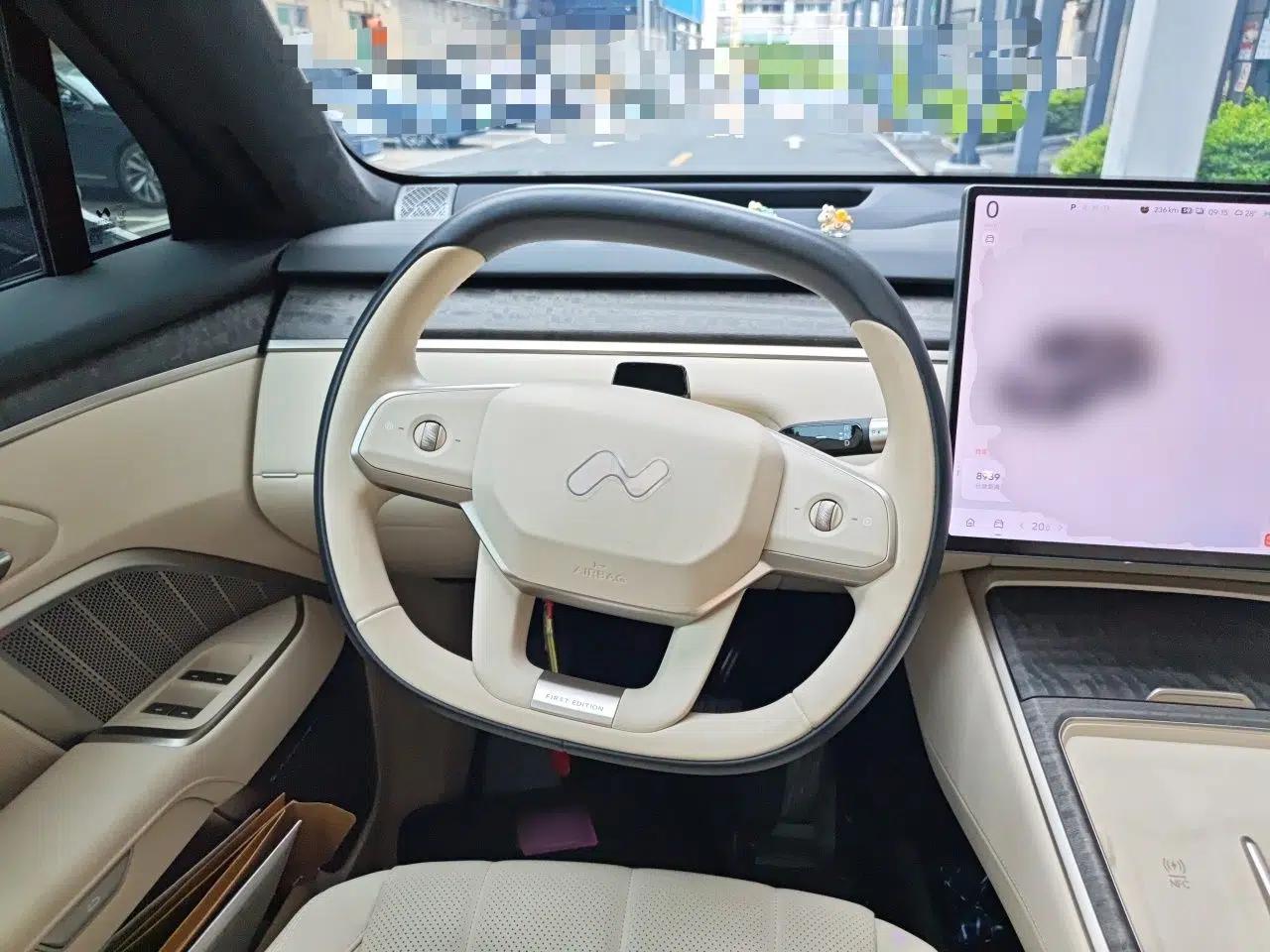 ONVO Luxeed L90 2025 Model—Max Six-Seater Version — миниатюра 14