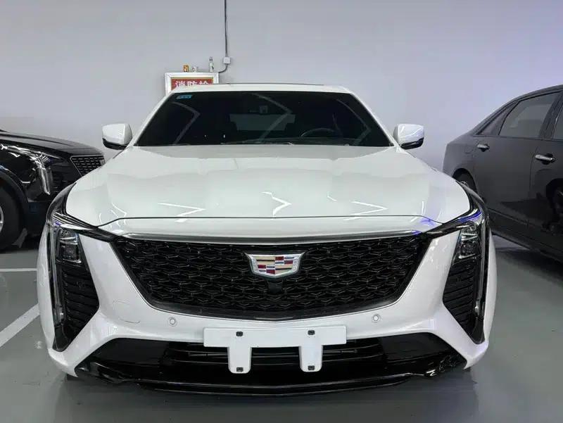 2024 Cadillac CT5 28T Luxury Pro — миниатюра 2